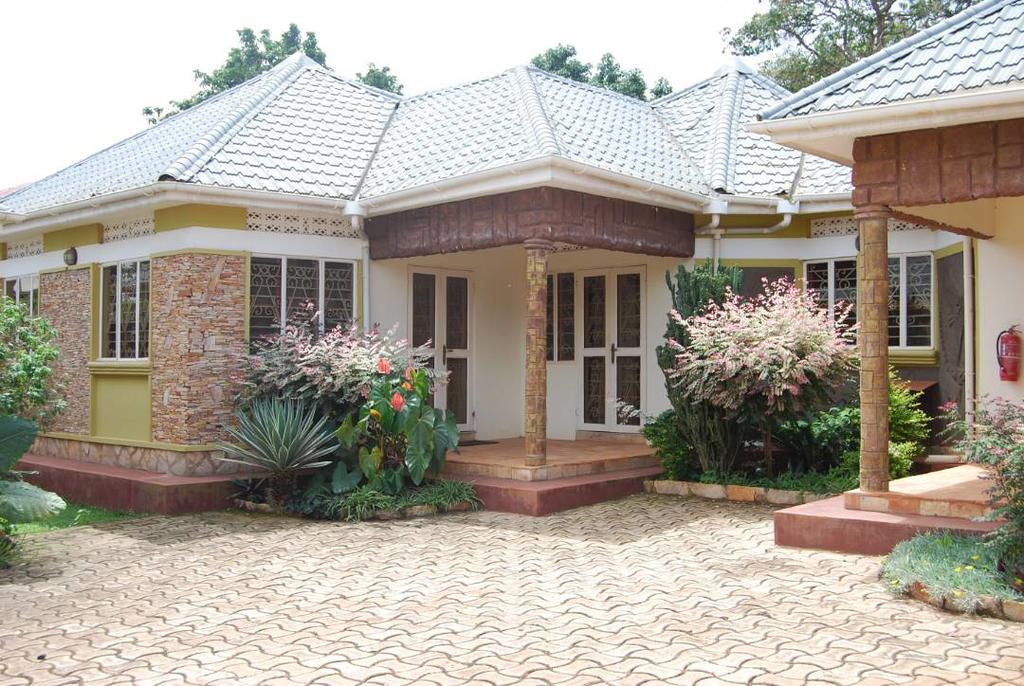 Prestige Resort Cottages Entebbe Extérieur photo